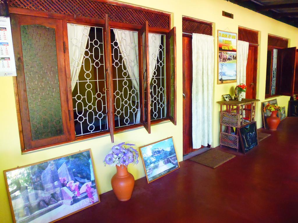 The Nilmini Lodge Sigiriya Dış mekan fotoğraf